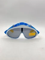 عینک آفتابی مدل کوسه ای آبی