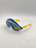 عینک آفتابی مدل کوسه ای آبی